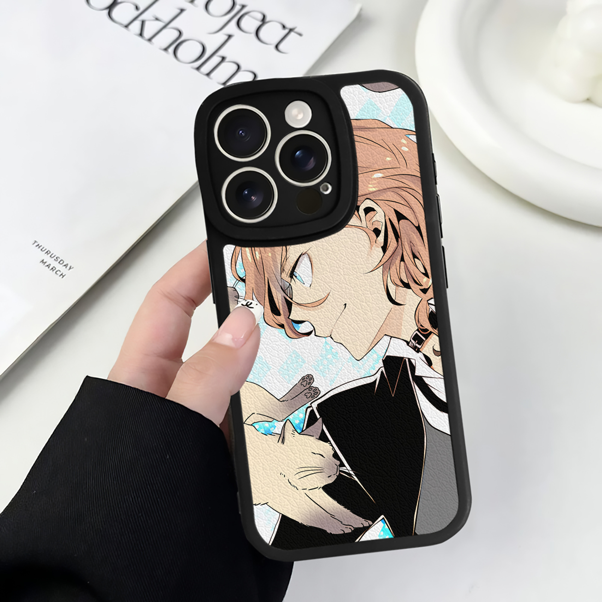 （画像用） 文豪ストレイドッグス Bungo Stray Dogs 【iPhone 16シリーズ対応】シリコンスマホケース（レザー調） 材質：シリコン